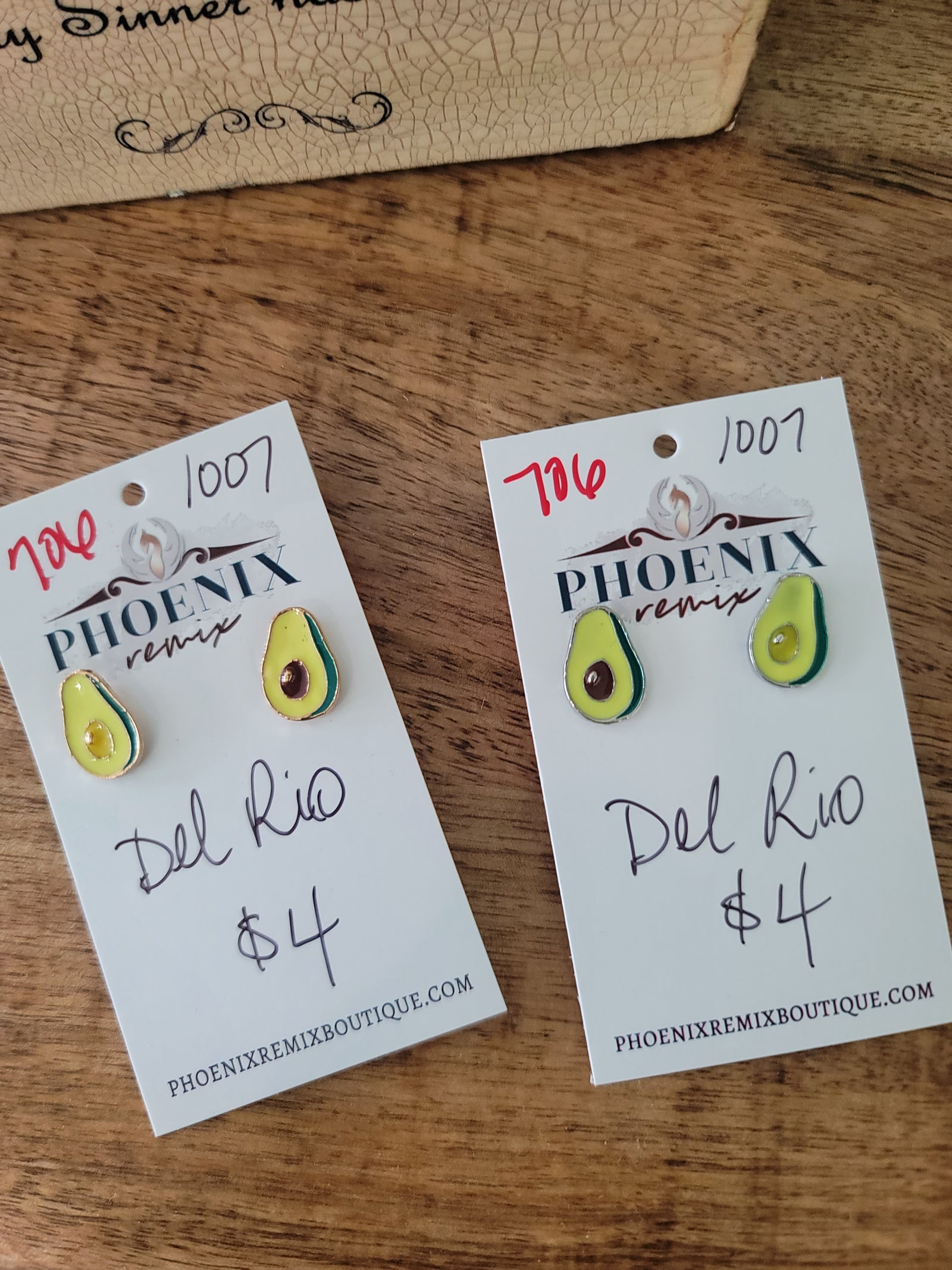 Del Rio Avocado Earrings